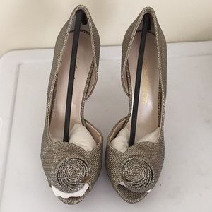 Caparros metallic heels